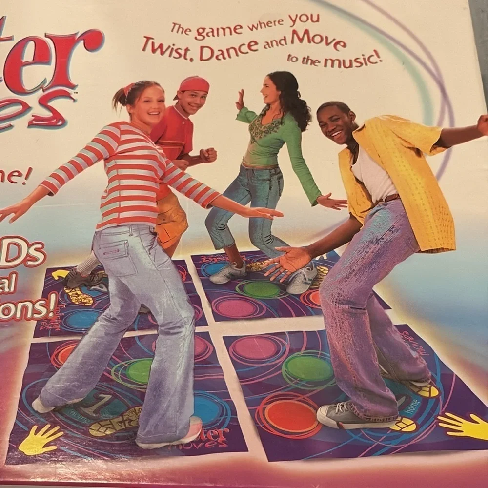 Twister moves dance edition with 3 music CDs & 144 dance sessions NIB